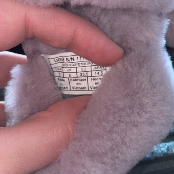 Ugg purple kids sliders - Picture 3 of 5